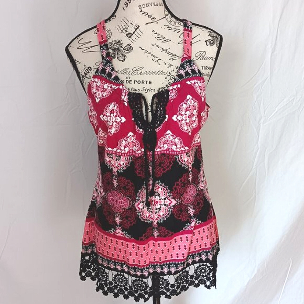 NWT Warehouse One Women's Sleeveless Top Lace Accents Pink Black Cami Size M